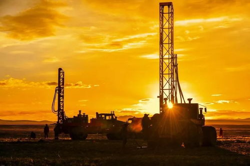 學(xué)習(xí)先進(jìn)典型 有技術(shù)會創(chuàng)新 能擔(dān)當(dāng)善作為